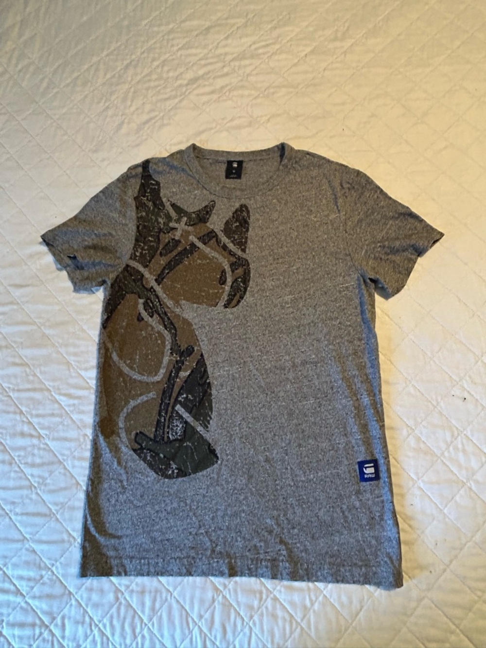T-Shirt - Picture 6 of 10